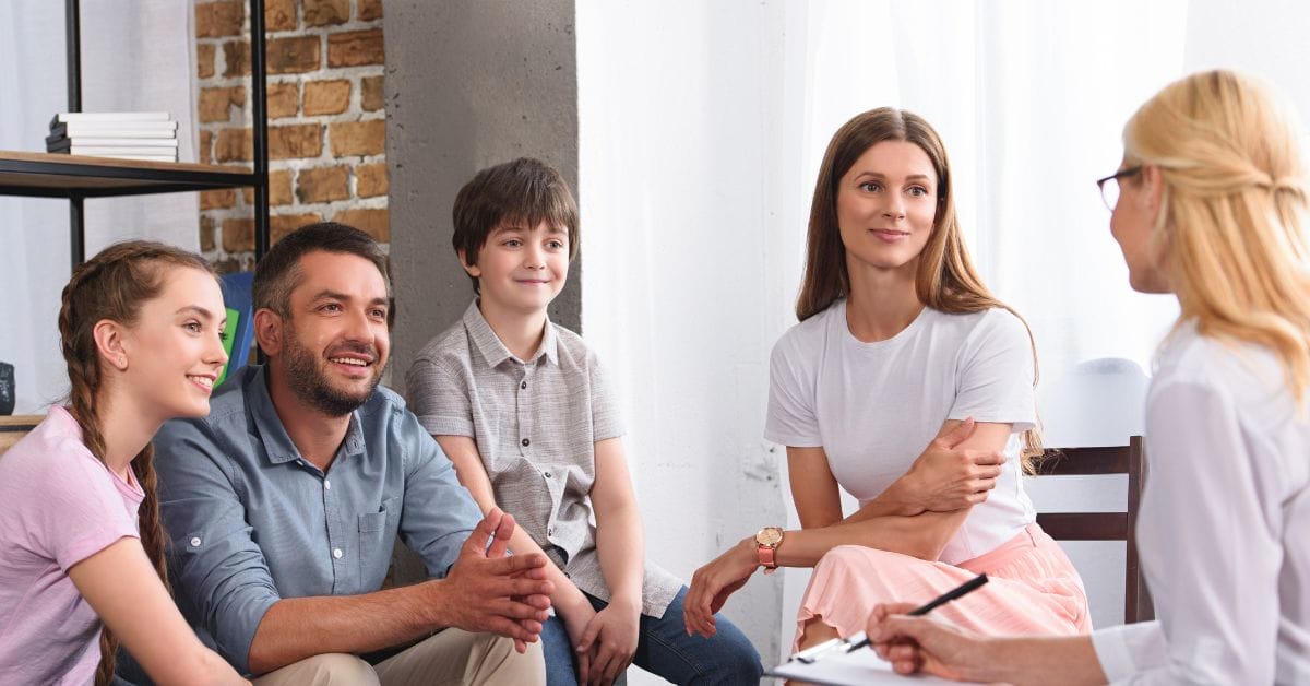 Family Support Programs for Addicts: An Integrative Approach