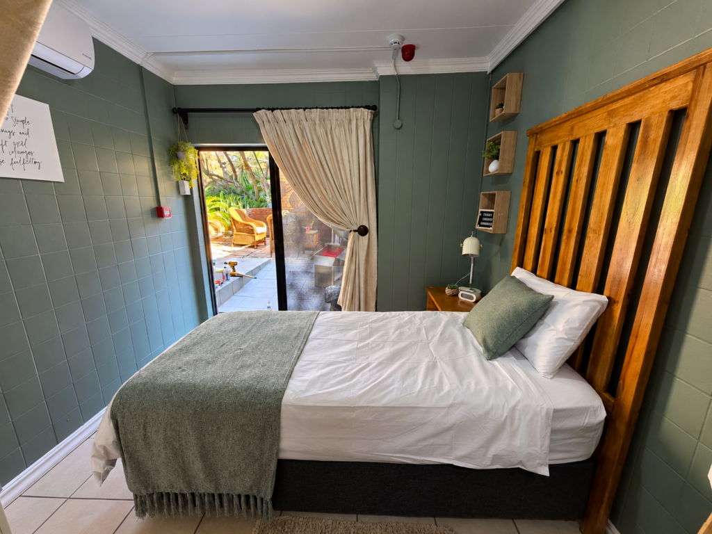 Bedroom with Garden Patio